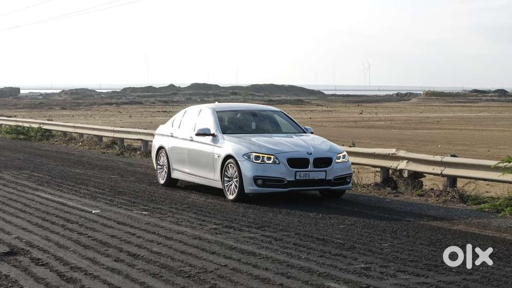 Bmw 5 Series Luxury Line