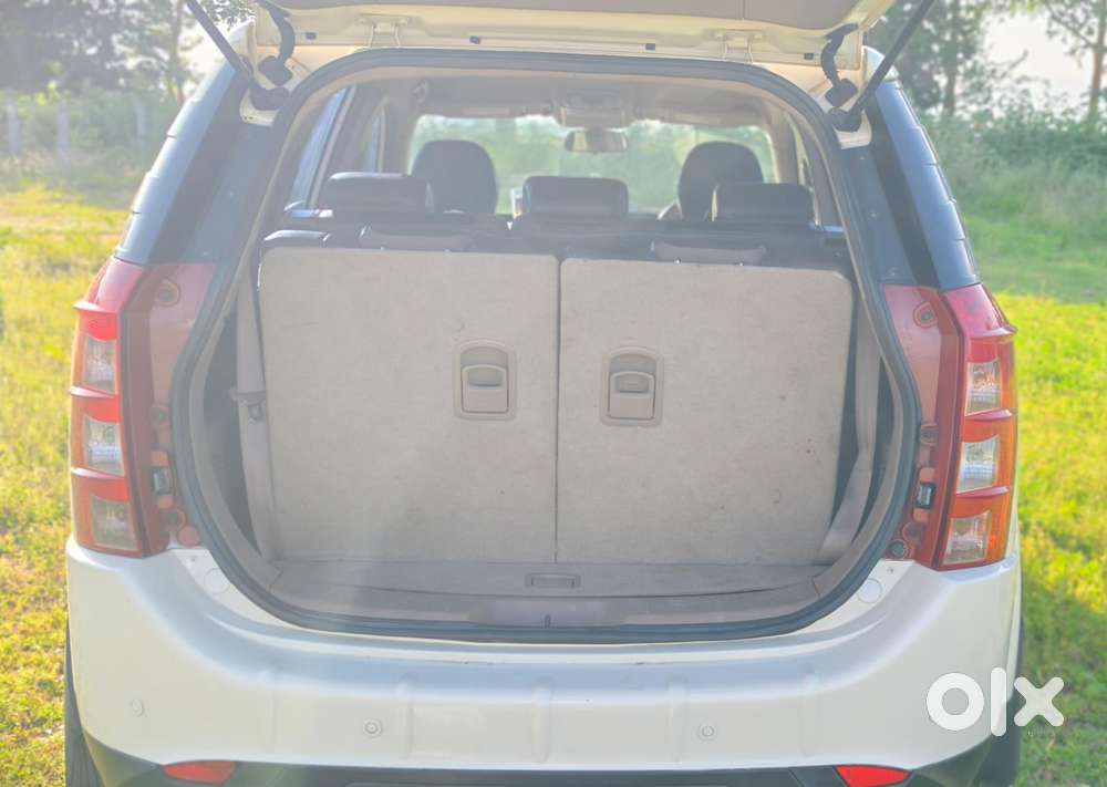 Mahindra Xuv500 W8, 2013