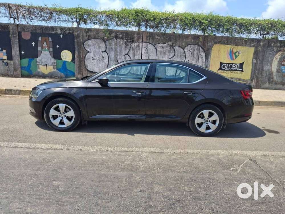 Skoda Superb Style 1.8 Tsi At, 2018, Petrol