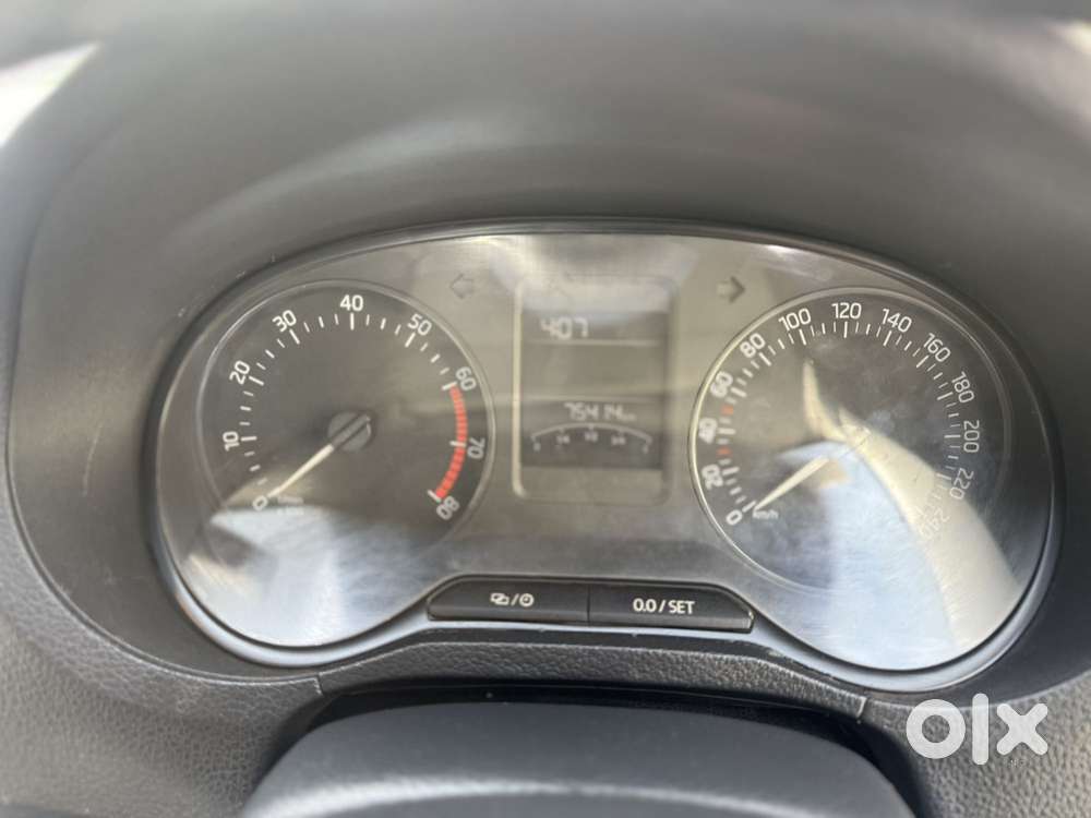 Skoda Rapid 1.0 Tsi Ambition, 2020, Petrol