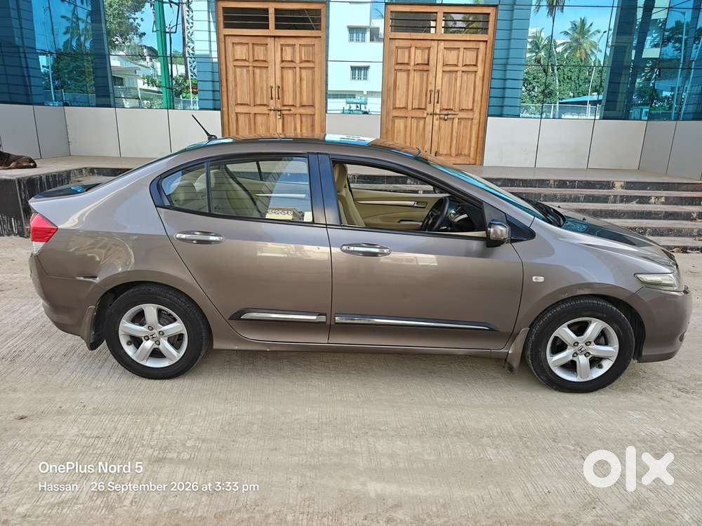Honda City V I-vtec Top-end | 2011 | Petrol | Second Owner