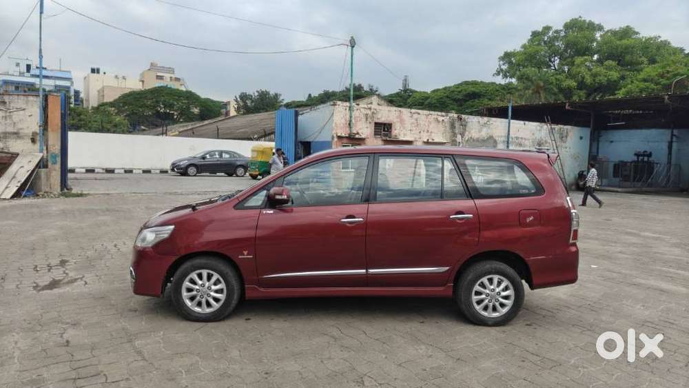 Toyota Innova 2.5 Vx 7 Str Bs-iii, 2014, Diesel