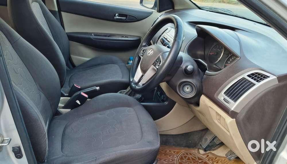 Hyundai I20 Sportz 1.2 Bs-iv, 2011, Diesel