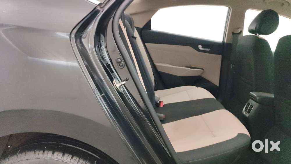 Hyundai Verna 1.6 Vtvt Sx, 2019, Petrol