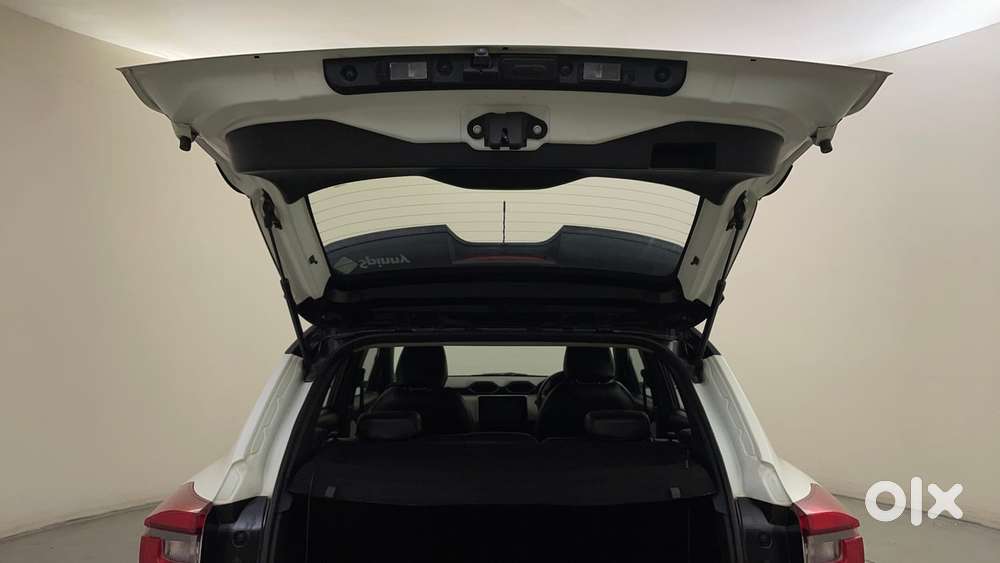 Nissan Magnite 1.0 Xv Dual Tone, 2021, Petrol