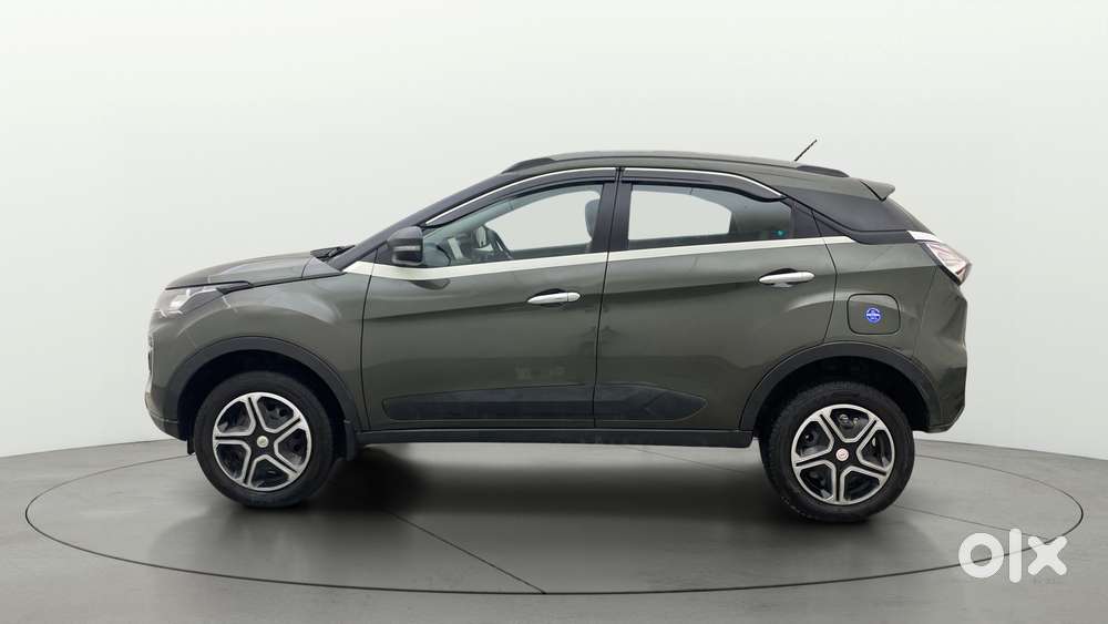Tata Nexon 1.2 Revotron Xm (s), 2023, Petrol