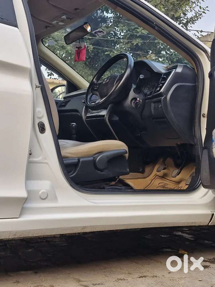 Honda City 2014 Petrol Well Maintained