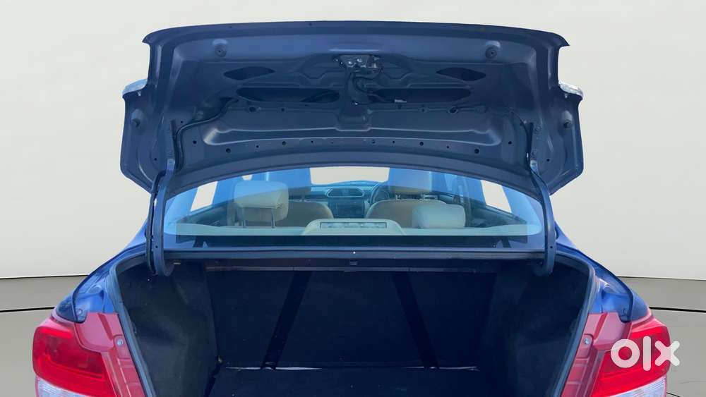 Maruti Suzuki Swift Dzire 1.2 Vxi Bsiv, 2017, Petrol