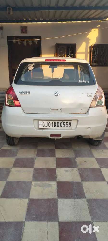 Maruti Suzuki Swift 2010