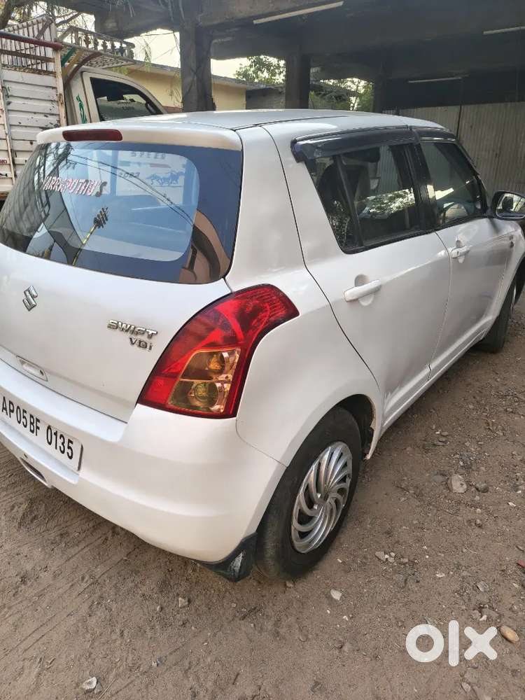 Maruti Suzuki Swift 2008 Diesel 130000 Km Driven