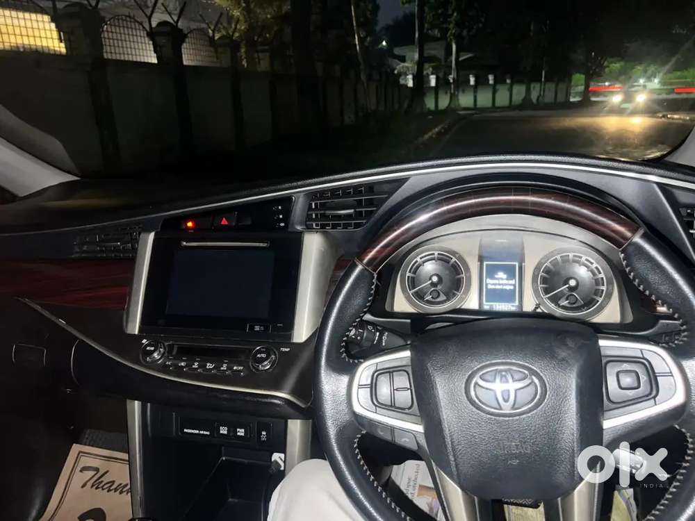 Toyota Innova Crysta 2.8z 2017