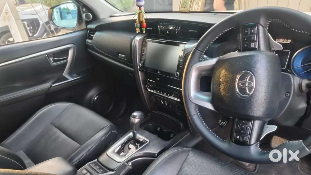 Toyota Fortuner 35000 Km Driven