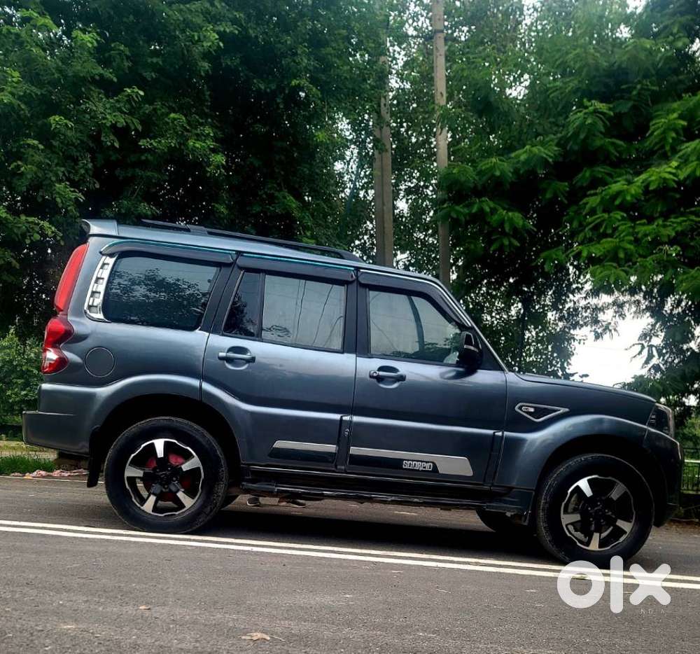 Mahindra Scorpio Classic 2.2 S 11 Mt 7 Cc, 2022, Diesel
