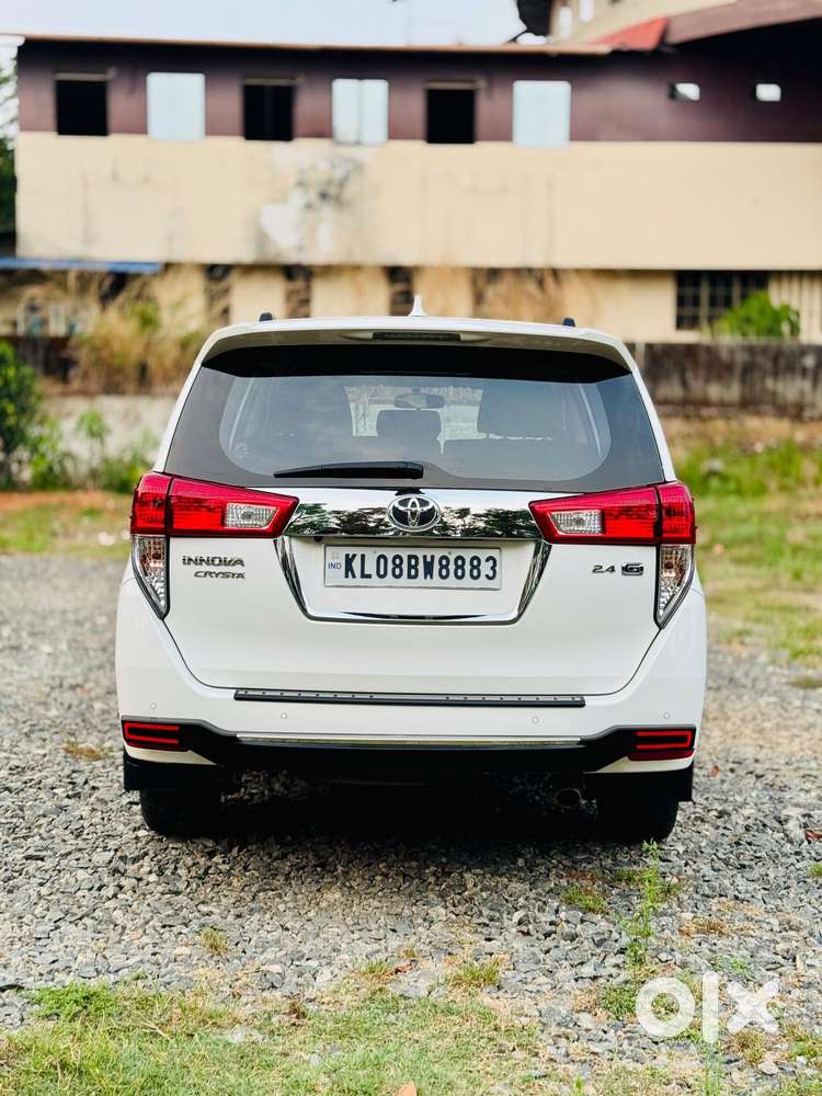 Toyota Innova Crysta 2.4 Gx Limited Edition At 8 Str, 2021, Diesel