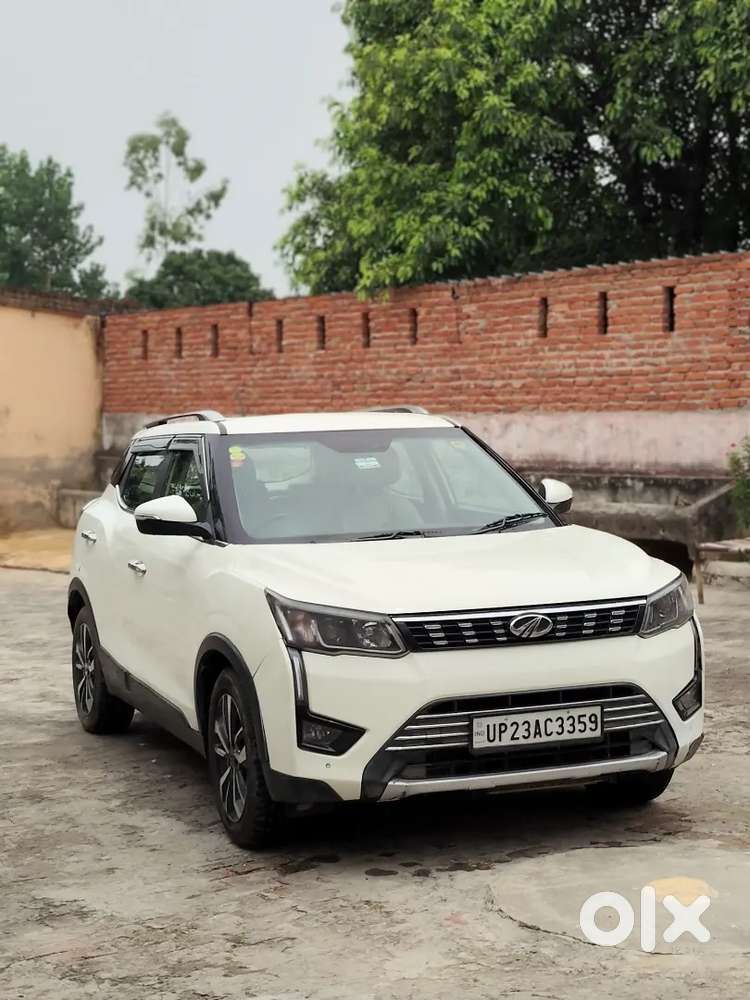 Mahindra Xuv 300 Diesel W8 ( 0 ) Top Model , With Sunroof , Diesel ,