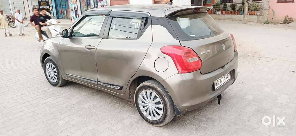 Maruti Suzuki Swift 2022 Cng & Hybrids 72000 Km Driven