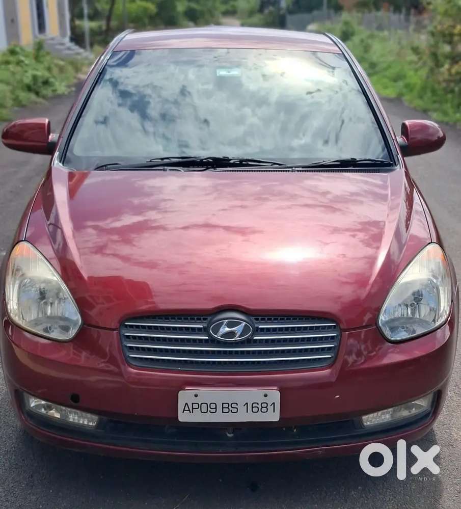 2008 Hyundai Verna Crdi Manual Car