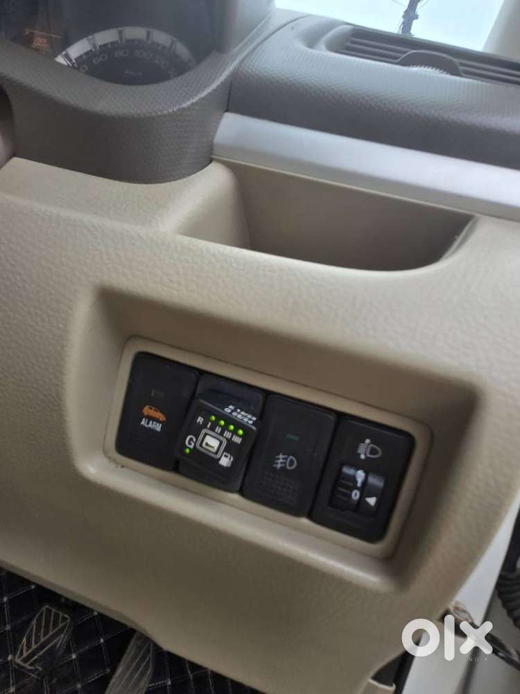 Maruti Suzuki Ertiga Vxi Abs, 2013, Cng & Hybrids