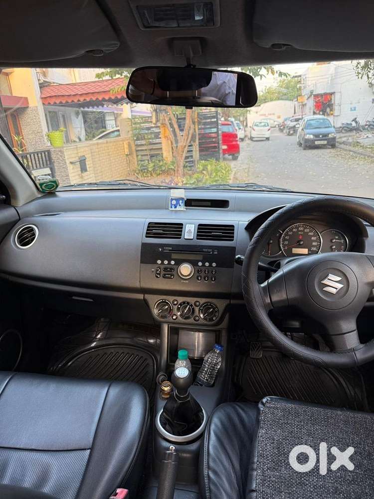 Maruti Suzuki Swift Dzire 2011