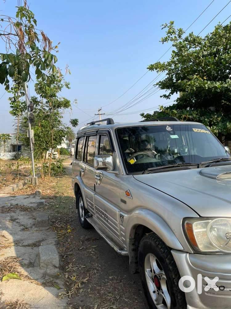 Mahindra Scorpio 2004 Diesel Well Maintained