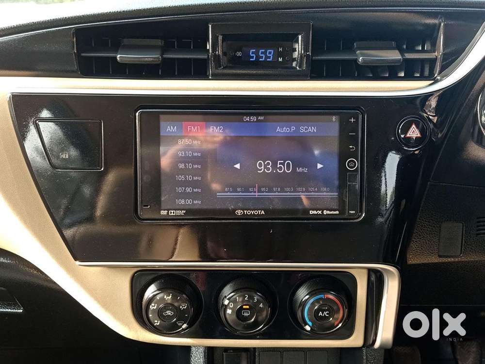 Toyota Corolla Altis 1.8 J, 2018, Petrol