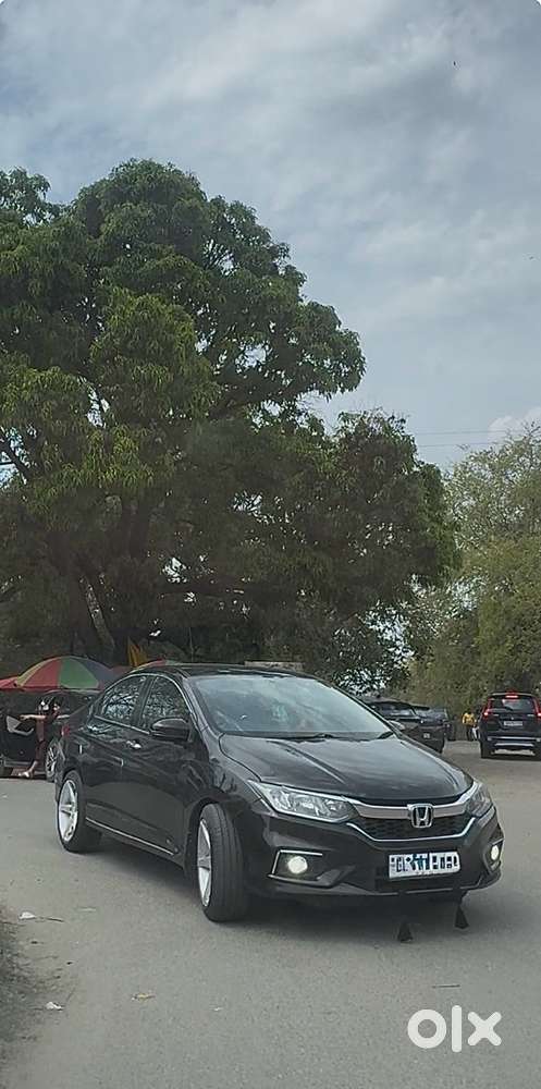 2018 Top Model Honda City Full Ready Car