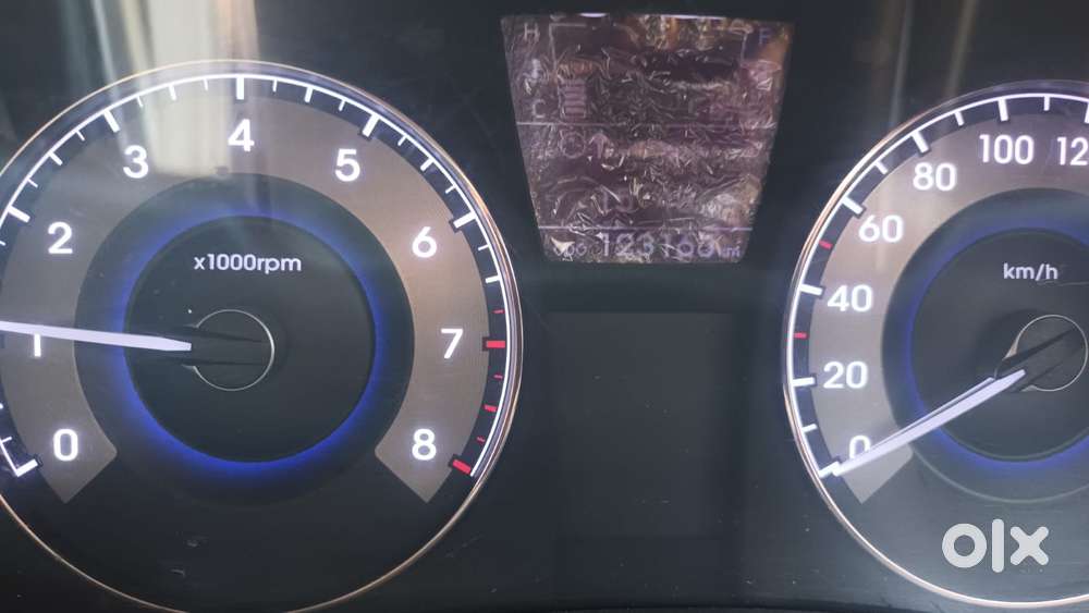 Hyundai Verna Fluidic 1.6 Vtvt Sx Opt, 2011, Petrol