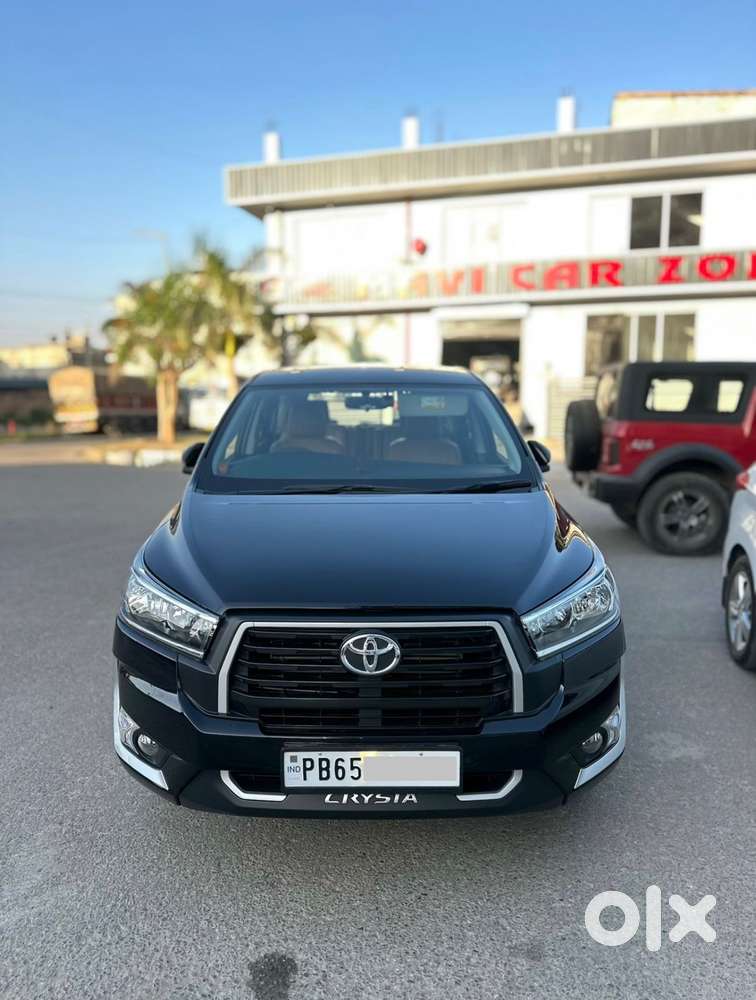 Toyota Innova Crysta 2.4 G Mt, 2025, Diesel