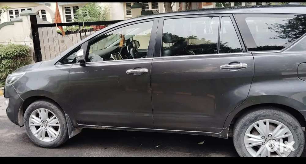 Toyota Innova Crysta 2017 Mt Diesel Dr Owned