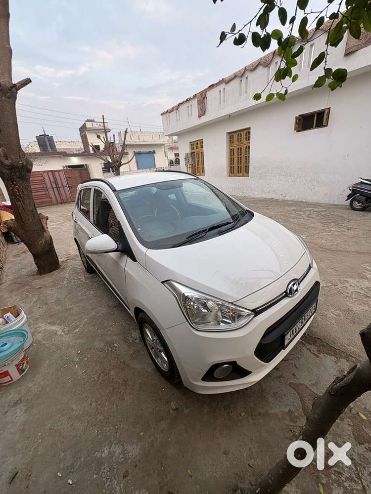 Hyundai Grand I10 2015 Petrol Well Maintained