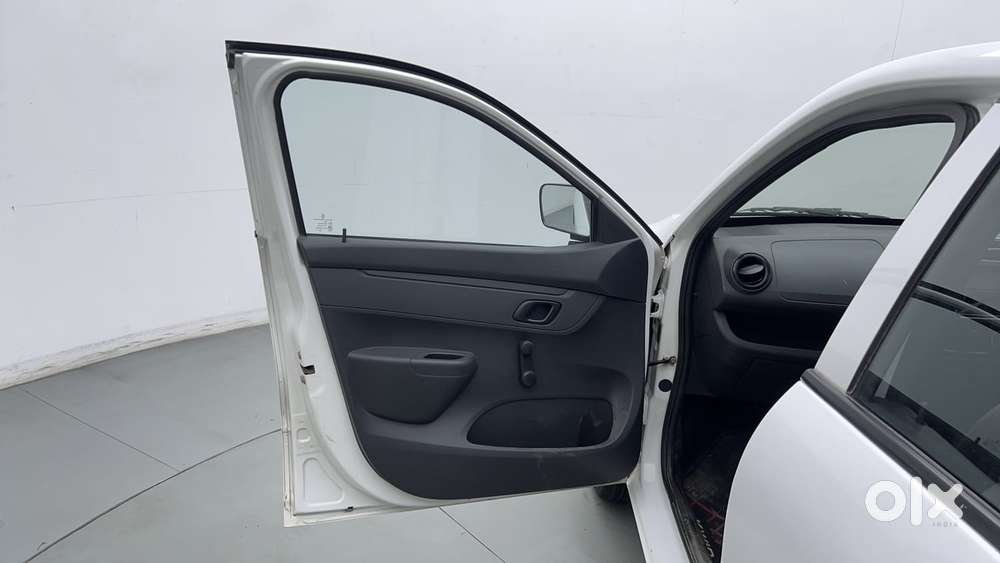 Renault Kwid Rxe, 2016, Petrol