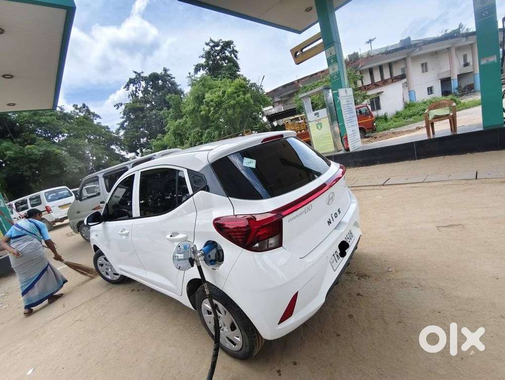 Hyundai Grand I10 Nios Sportz 1.2 At, 2026, Cng & Hybrids