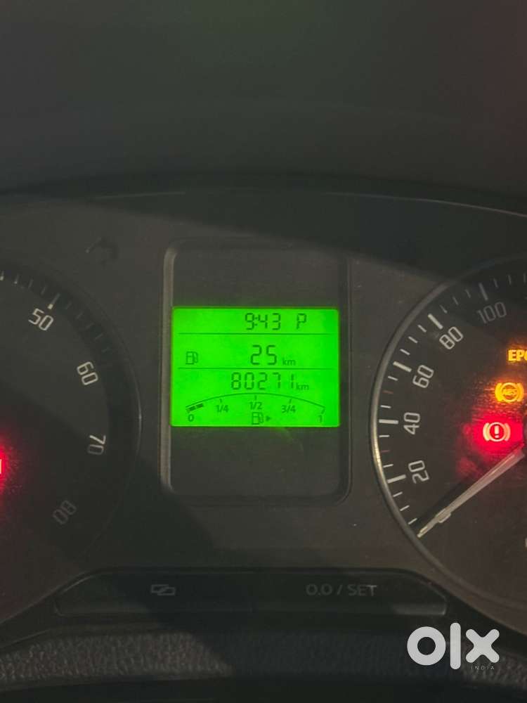 Skoda Rapid 1.6 Petrol 2014
