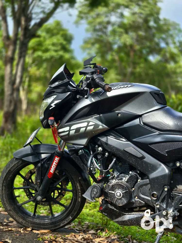 Road Price In Ns200 Bs6 Black Black Ns 200 Pulsar Bs6 Motorcycle