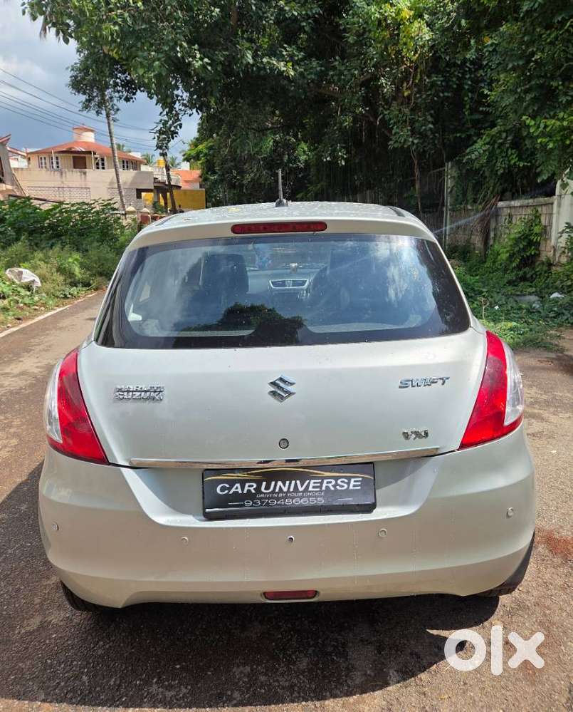Maruti Suzuki Swift Vxi Optional, 2016, Petrol