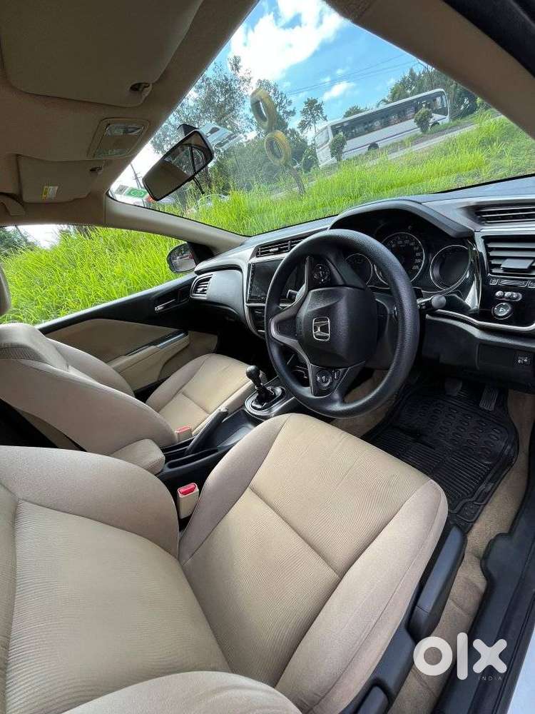 Honda City V Mt Exclusive, 2015, Petrol