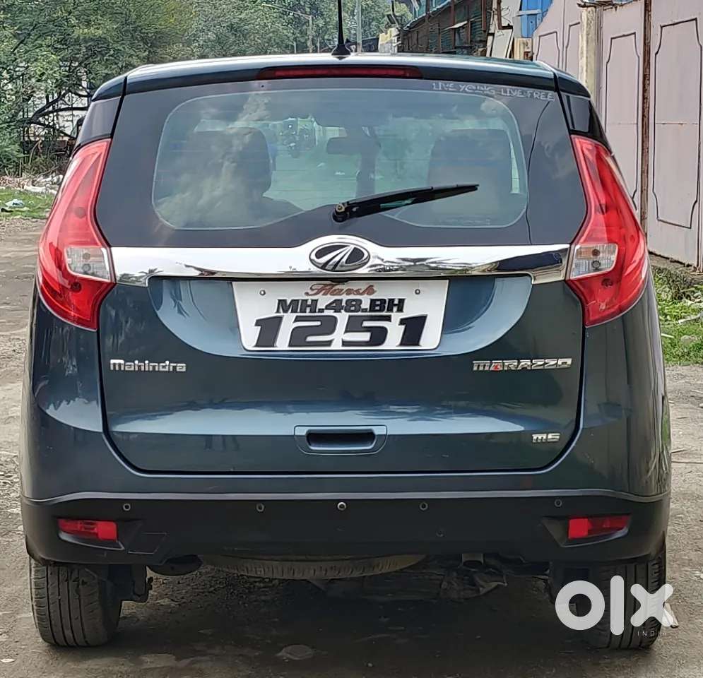 Mahindra Marazzo M6, 2018, Diesel