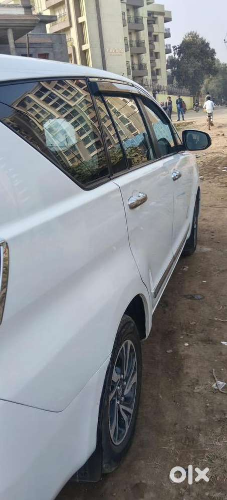 Toyota Innova Crysta 2021
