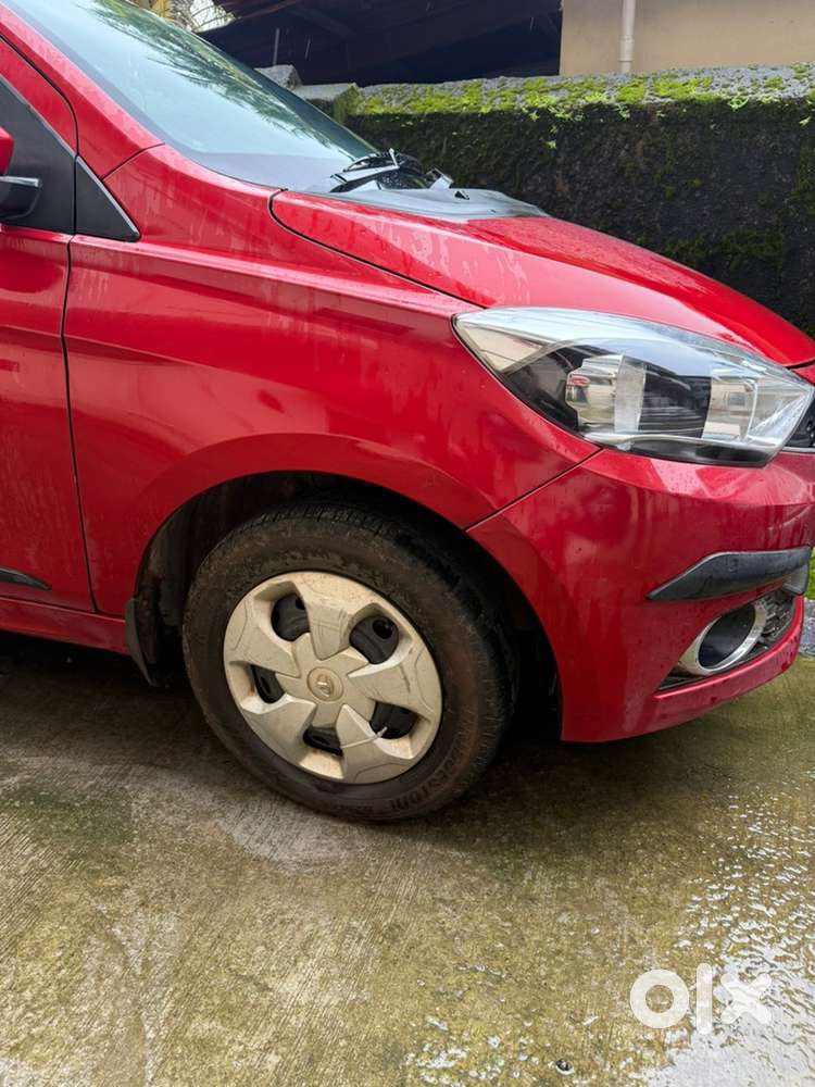 Tata Tiago Petrol 2017