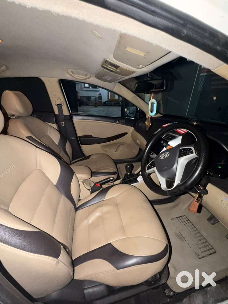 Hyundai Fluidic Verna 2012