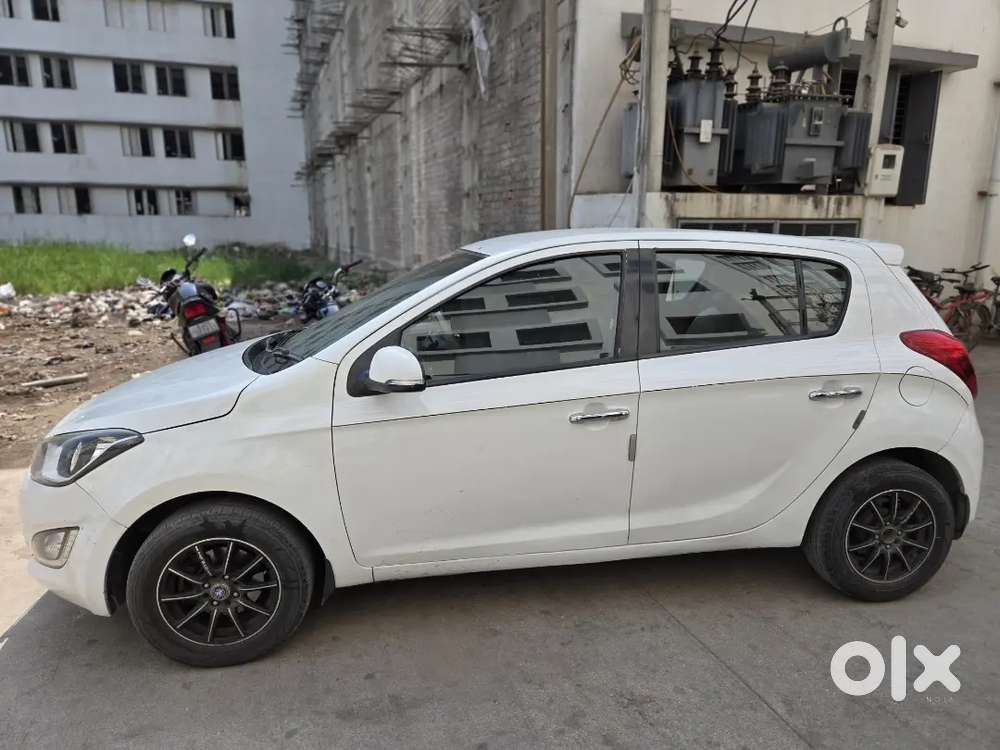 Sell I20 Asta Model Car