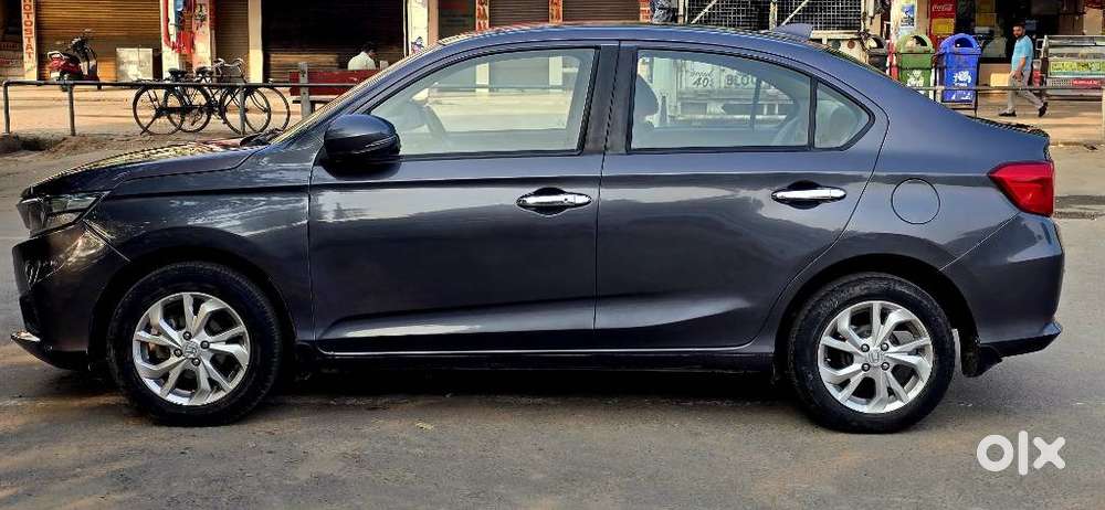 Honda Amaze 2nd Gen Vx, 2020, Petrol