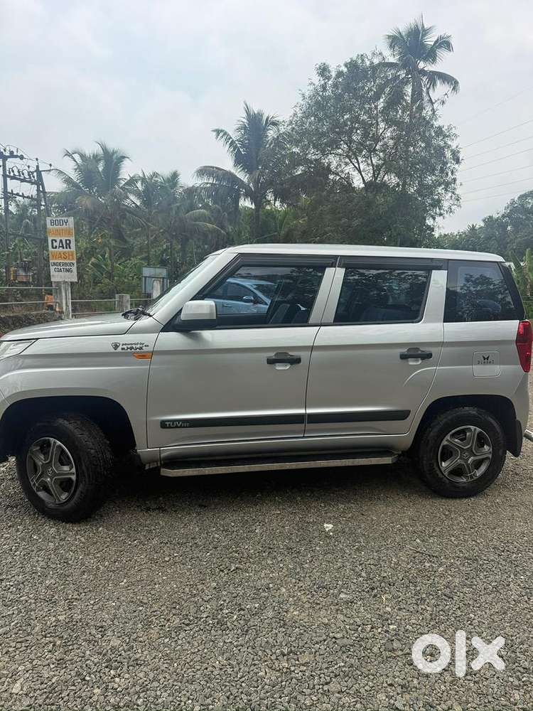 Mahindra Tuv 300 2016 Diesel Well Maintained