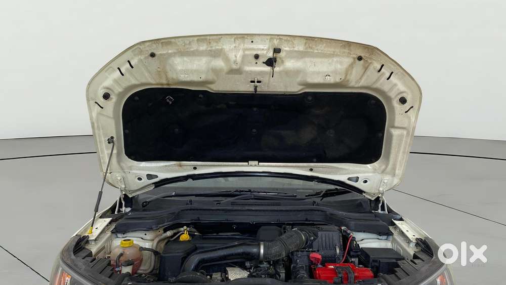 Mahindra Xuv300 W8 Option Diesel, 2022, Diesel