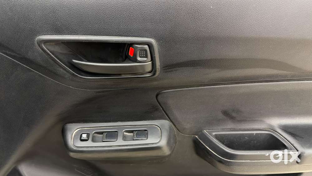 Maruti Suzuki Swift Lxi, 2019, Petrol