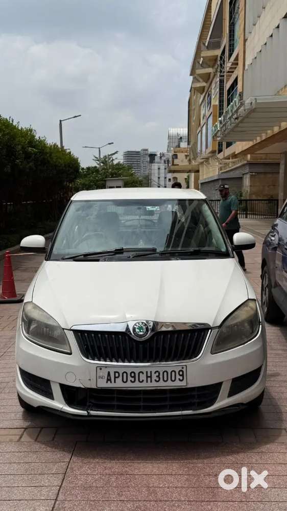 Skoda Fabia Ambiente 2011 Car