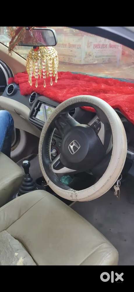 Honda Brio Mt Petrol 2014