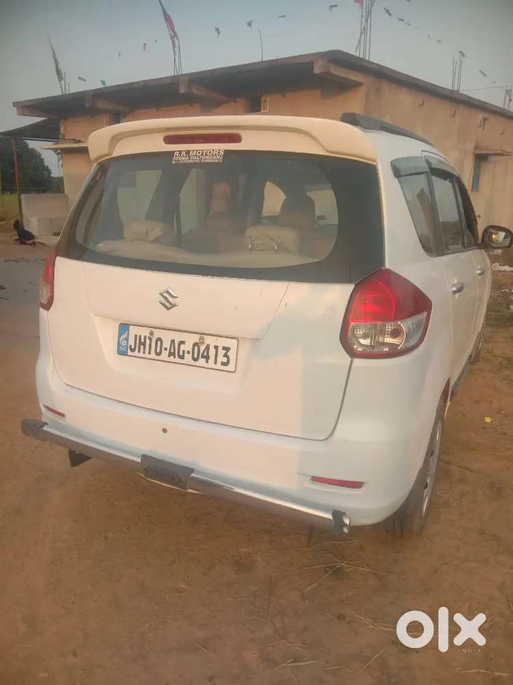 Maruti Suzuki Ertiga 2012 डीज़ल