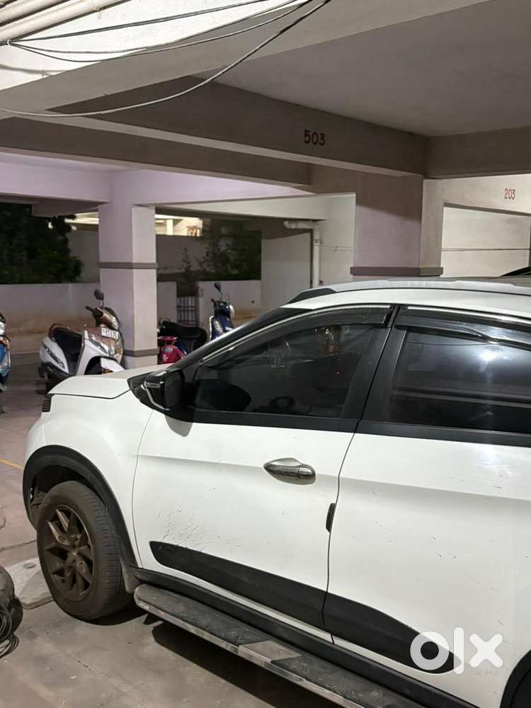 Tata Nexon Manual Petrol Car 2024