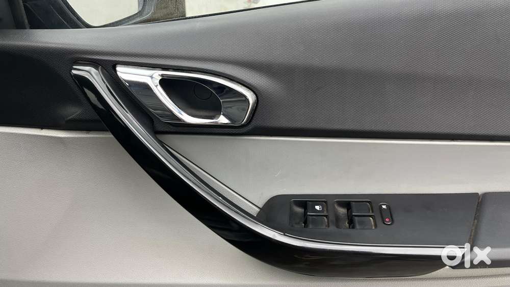 Tata Tiago 1.2 Revotron Xz, 2020, Petrol